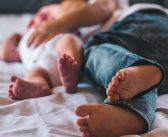 Νέο μωρό στην οικογένεια: πώς προετοιμάζουμε τα μεγαλύτερα παιδιά;